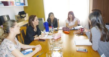 CONCEJAL PAOLA ROJO RECIBIÓ A PERSONAL DE BROMATOLOGIA